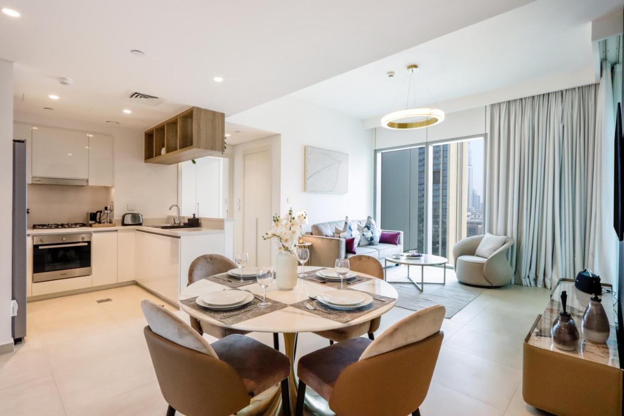 Livbnb - Lavish 2br W/ Burj Khalifa Views & Near Mall Dubai